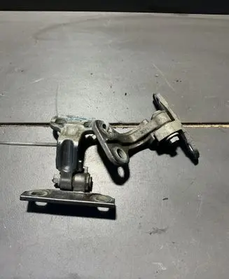 Land Rover Freelander 2 - LR2 Front door lower hinge 6h52228a64ae