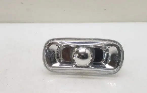 Audi A6 S6 C6 4F Front fender indicator light 8E0949127