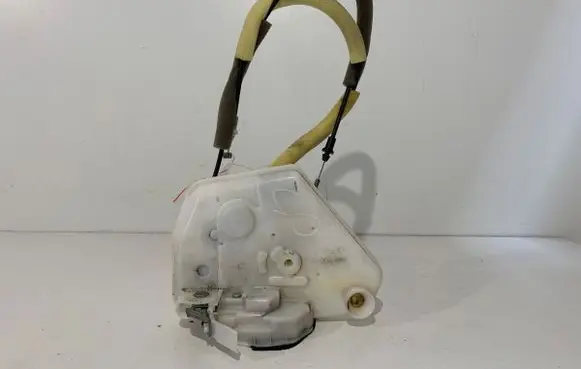 Mazda 2 Front door lock