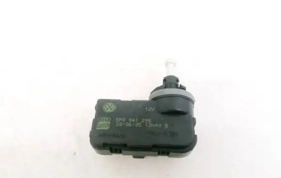 Seat Altea Headlight level adjustment motor 5P0941295