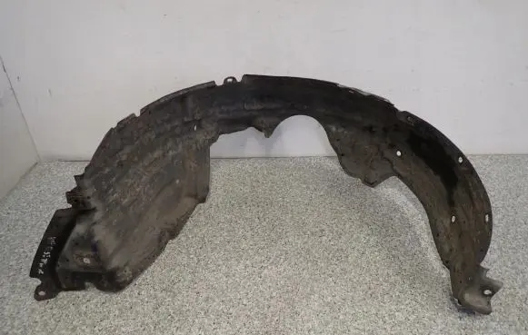 Toyota Yaris Front arch 