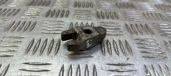 Ford Fusion Fuel Injector clamp holder 