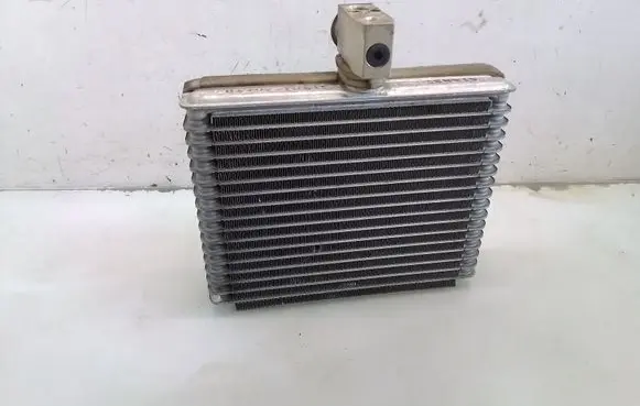 Suzuki Ignis Air conditioning (A/C) radiator (interior) 