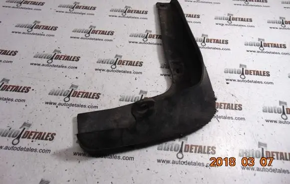 Toyota Avensis T220 Front mudguard 