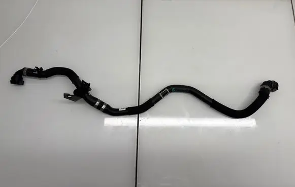 BMW X6 G06 Engine coolant pipe/hose 8598057
