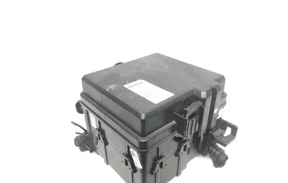 Hyundai Tucson TL Fuse module 91210D7420 3018B08019B