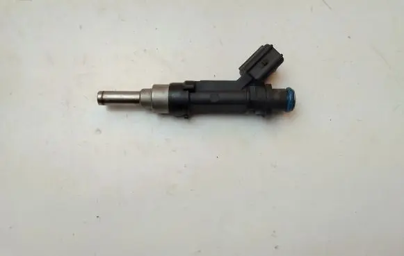 Toyota Yaris Fuel main line pipe 0280158213