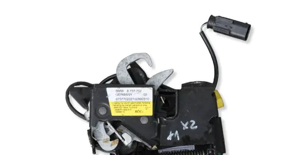 BMW X1 F48 F49 Engine bonnet/hood lock/catch 8737702 0589P1000515