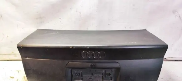 Audi A4 S4 B5 8D Tailgate/trunk/boot lid 