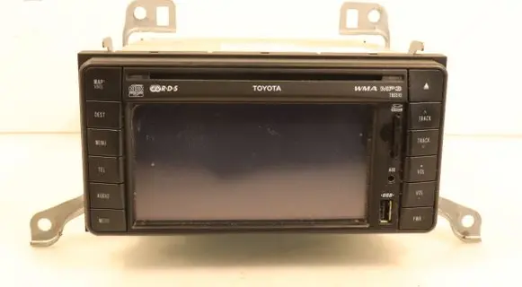 Toyota Avensis T270 Radio/GPS head unit trim 86113-60V860