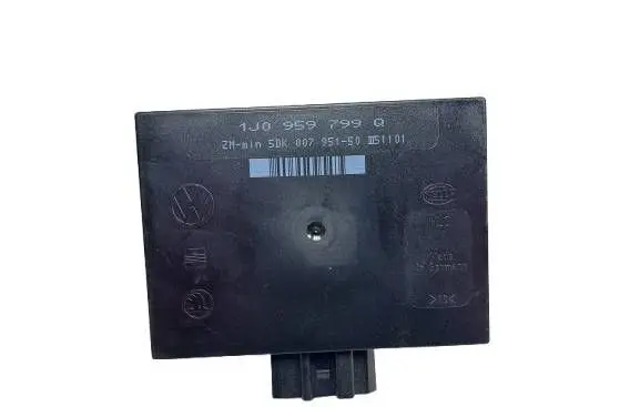 Volkswagen Golf IV Comfort/convenience module 1J0959799Q