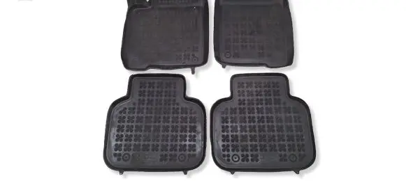 Fiat Freemont Car floor mat set 