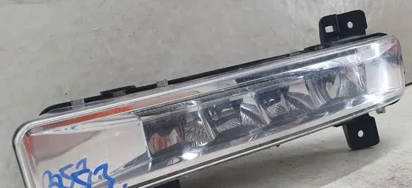 BMW 5 G30 G31 Front fog light 90051531