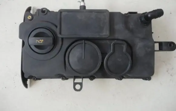 Audi A3 S3 8P Rocker cam cover 03G103469S 03G103469L