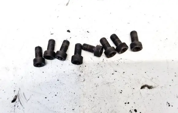 Mercedes-Benz E W211 Nuts/bolts 