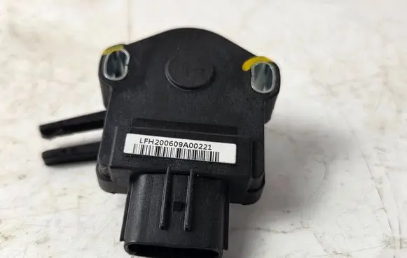 Brake pedal sensor switch