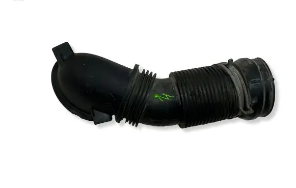 Volkswagen PASSAT B6 Turbo air intake inlet pipe/hose 06F129627G