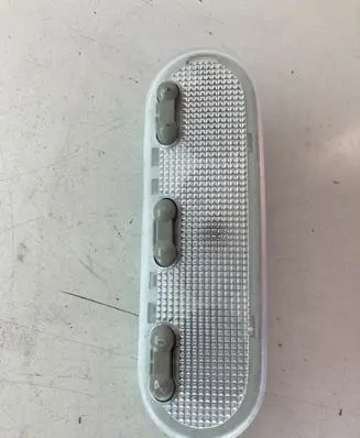 Nissan Qashqai+2 Front seat light