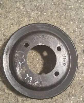 BMW 5 E34 Water pump pulley 2243682