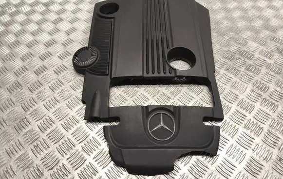Mercedes-Benz E W212 Engine cover (trim) A2710101267
