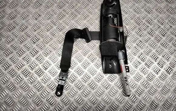 Volvo V70 Front seatbelt 624132300A 6306591
