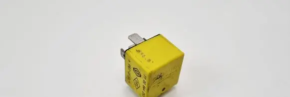 Renault Scenic I Other relay 7700844253
