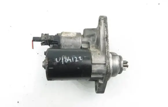 Volkswagen Fox Starter motor 021911023G