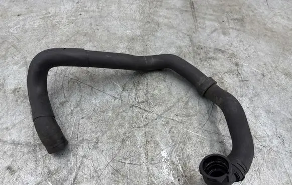 Volkswagen PASSAT B6 Engine coolant pipe/hose 1K0122051DL