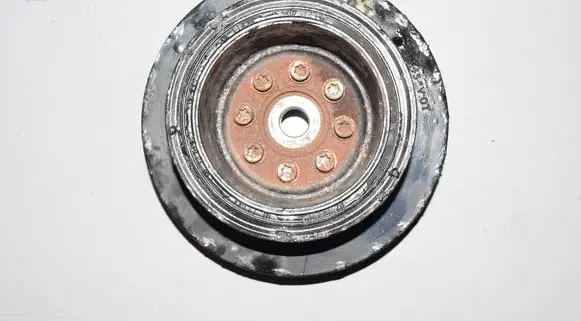 BMW X5 E53 Crankshaft pulley 7513336