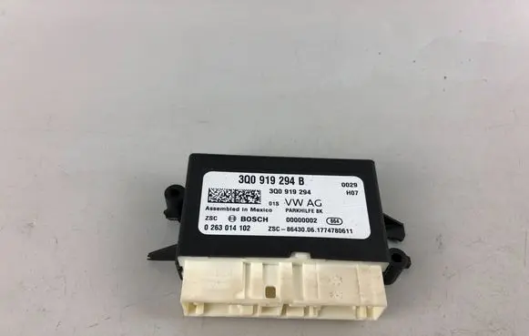 Volkswagen Tiguan Parking PDC control unit/module 3Q0919294B