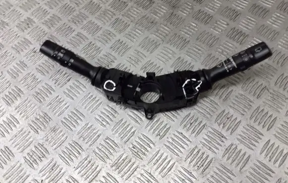 Hyundai i20 (PB PBT) Headlight wiper switch 202008910