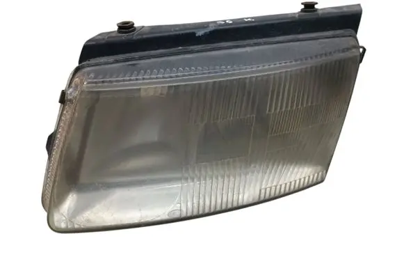 Volkswagen PASSAT B5 Headlight/headlamp