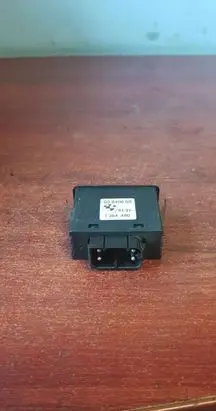 BMW 5 E34 Windscreen/window heater switch 1384480
