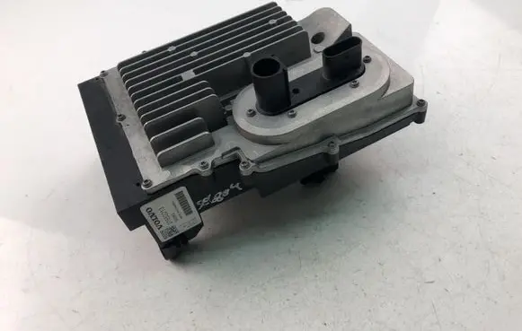 Volvo S90, V90 Fuse module 31652213