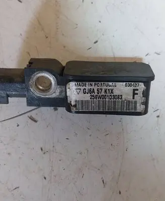 Mazda 6 Airbag deployment crash/impact sensor GJ6A57K1X 030427