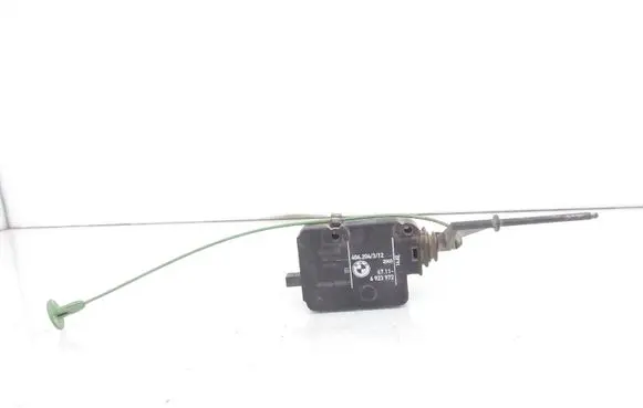 Fuel tank cap lock motor