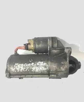 Renault Megane II Starter motor 8200331251 D7R49
