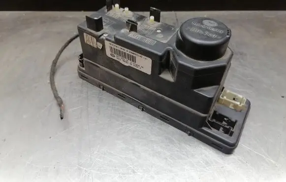 Mercedes-Benz CLK A208 C208 Central locking vacuum pump 2088001148