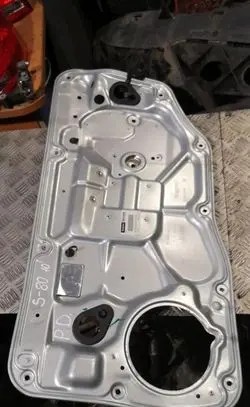 Volvo S80 Front window lifting mechanism without motor 983040101