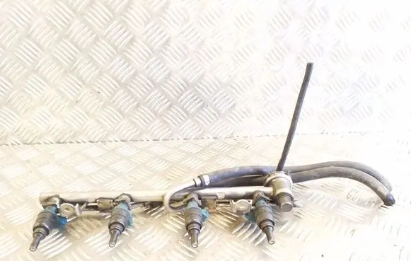 Volkswagen PASSAT B5 Fuel injector 058133551F 0280160575 058133681B