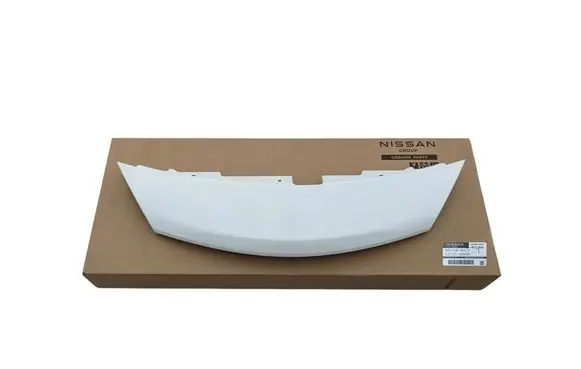 Nissan Note (E12) Front bumper upper radiator grill 62320-3VU0A