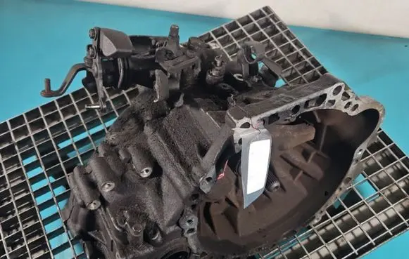 Toyota Corolla E120 E130 Manual 5 speed gearbox IMPRK1421681