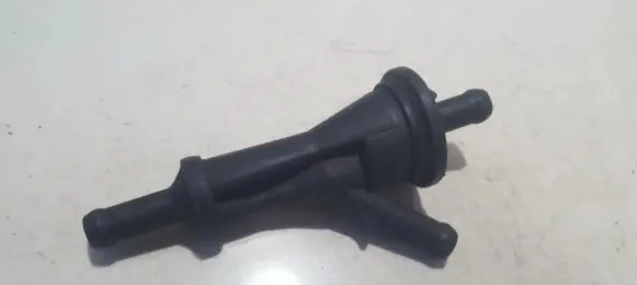 Volvo XC90 Valve vacuum 30683365 6523105