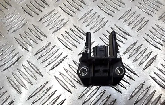 Subaru Legacy Fuel cut-off switch 98231ag020
