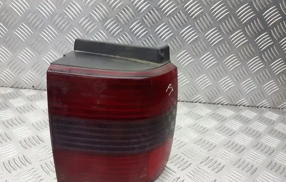 Volkswagen PASSAT B4 Rear/tail lights 3A9945257