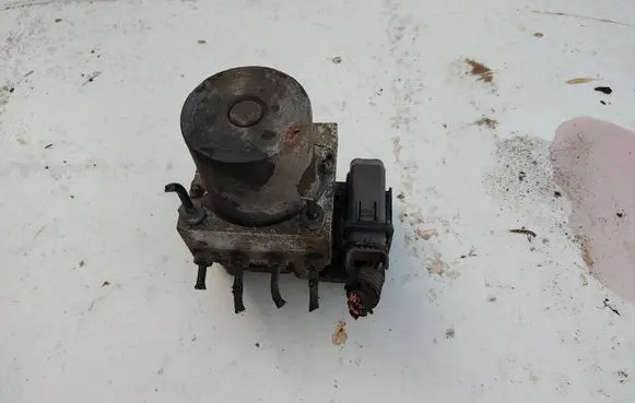Ford Transit ABS Pump 6C11-2M110-BC