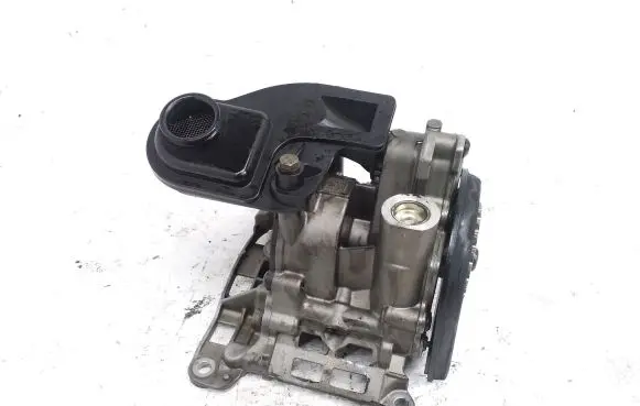 BMW 5 GT F07 Oil pump 7805316