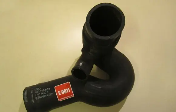 Audi A4 S4 B6 8E 8H Intercooler hose/pipe 4B0145832