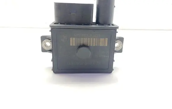 BMW 1 E81 E87 Glow plug pre-heat relay 859172301 E2110022351 0007091844