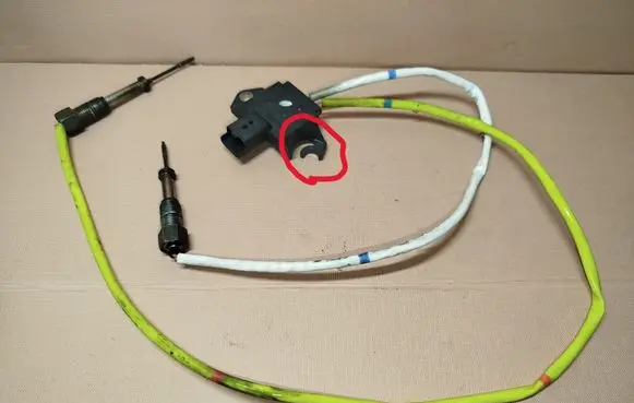 Exhaust gas pressure sensor